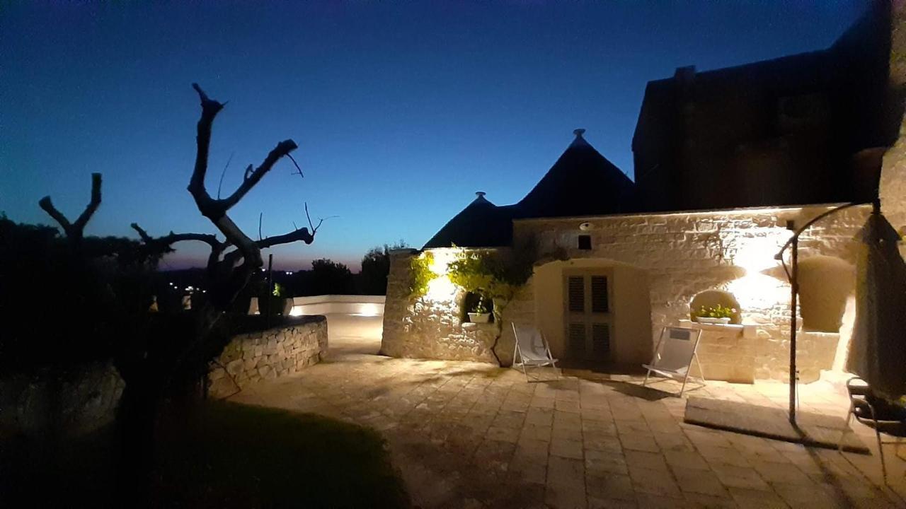 セルヴァ・ディ・ファザーノ Trulli Giaci&Mauriアパートホテル エクステリア 写真
