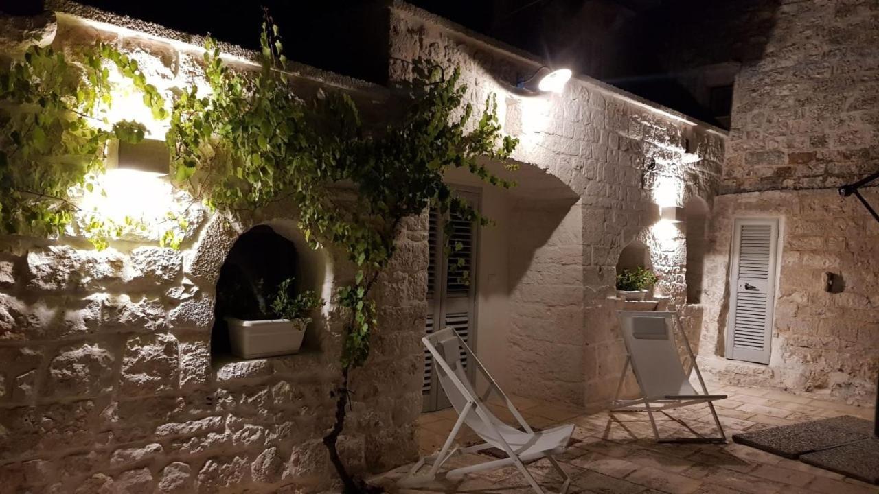 セルヴァ・ディ・ファザーノ Trulli Giaci&Mauriアパートホテル エクステリア 写真